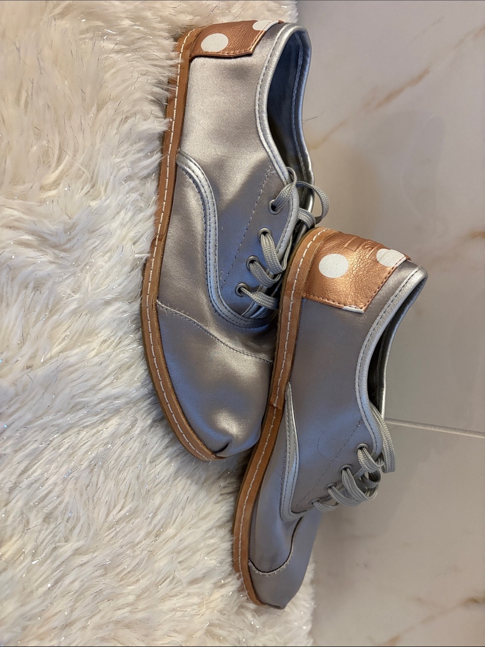 Toms Silver and Tan Women's Casual Lace-Up Flats